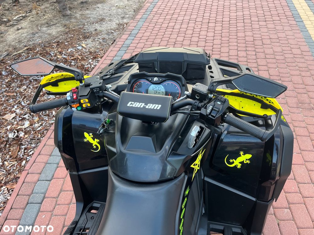 Can-Am Outlander - 27