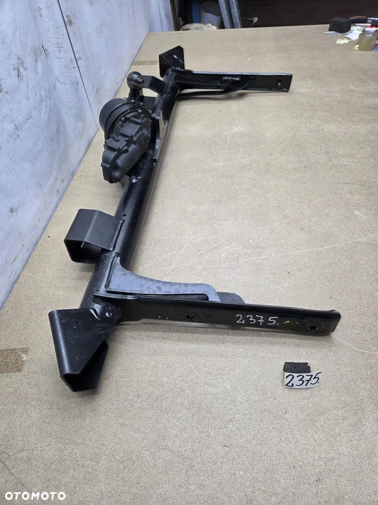 Skoda Enyaq 5LG803881C hak holowniczy elektrycznie odmykany - 9