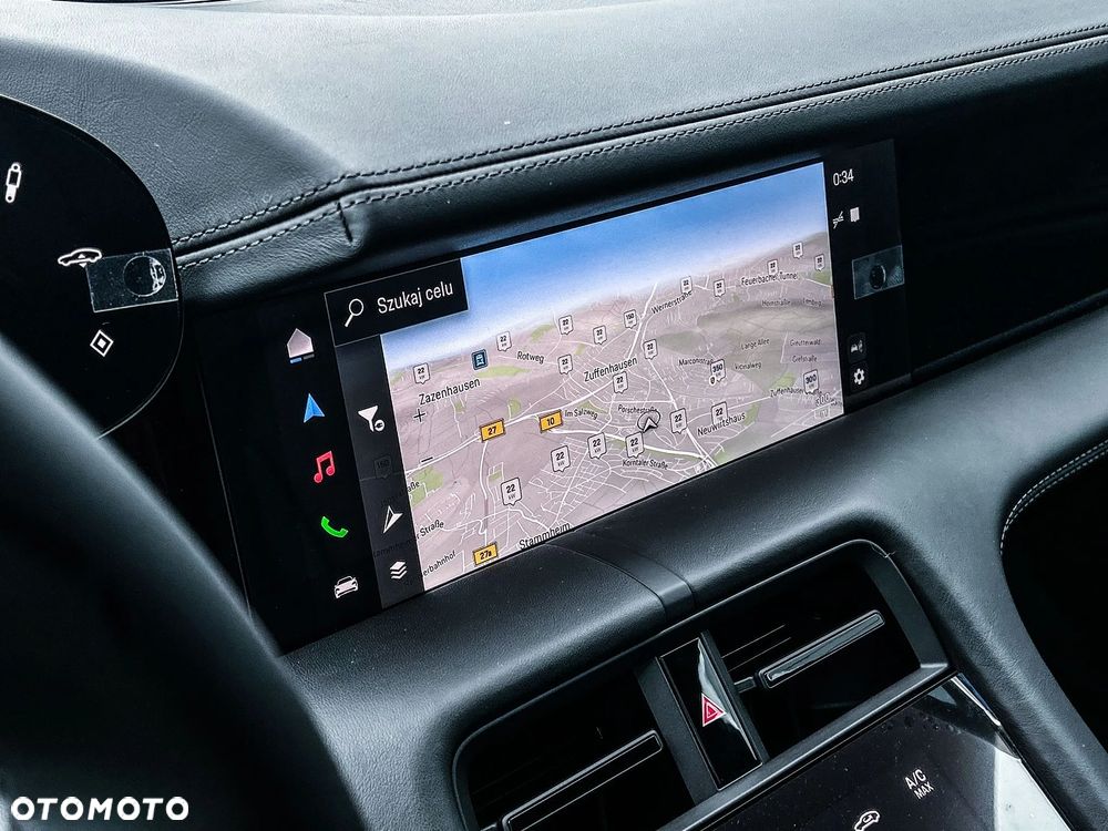Porsche Taycan 105kWh Black Edition - 19