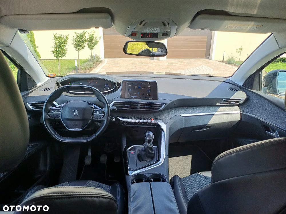 Peugeot 5008 BlueHDi 120 Allure - 18