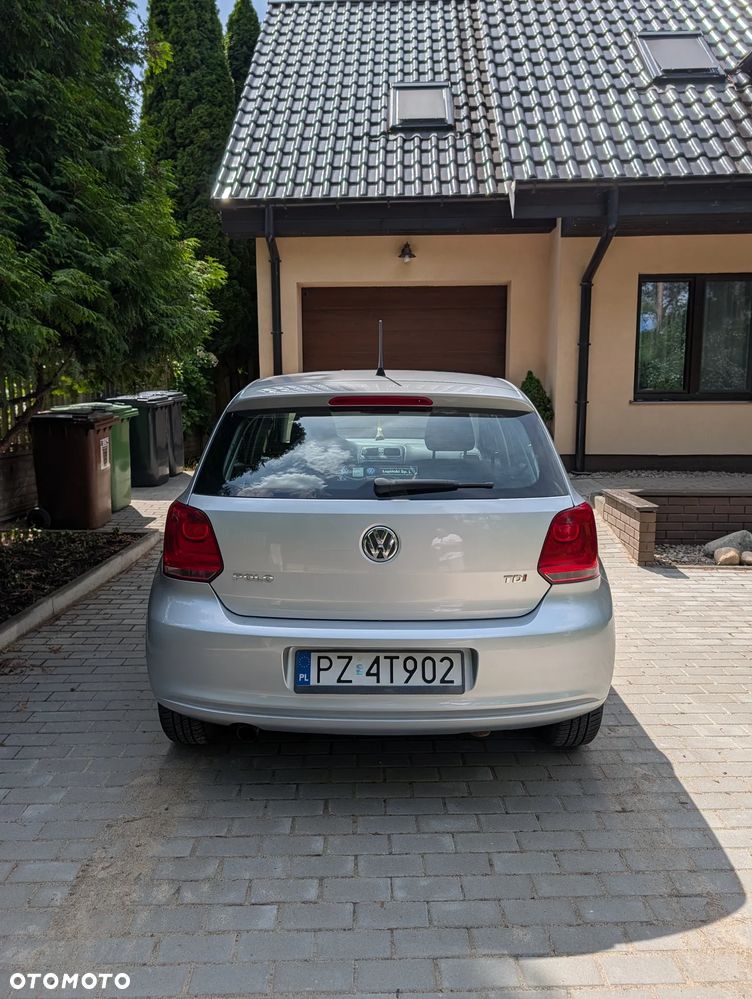 Volkswagen Polo 1.6 TDI DPF Highline - 5