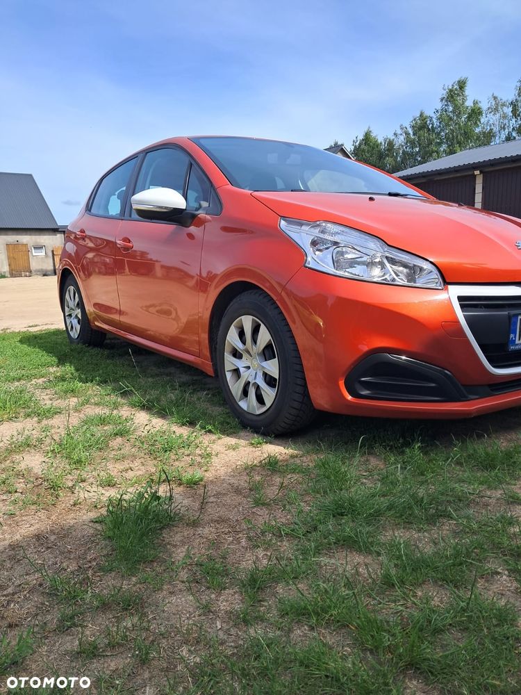 Peugeot 208 - 4