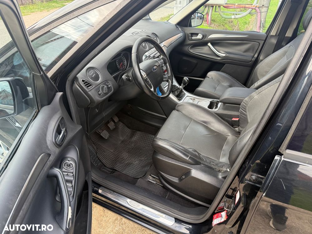 Ford S-Max 2.0 TDCi DPF Titanium - 8