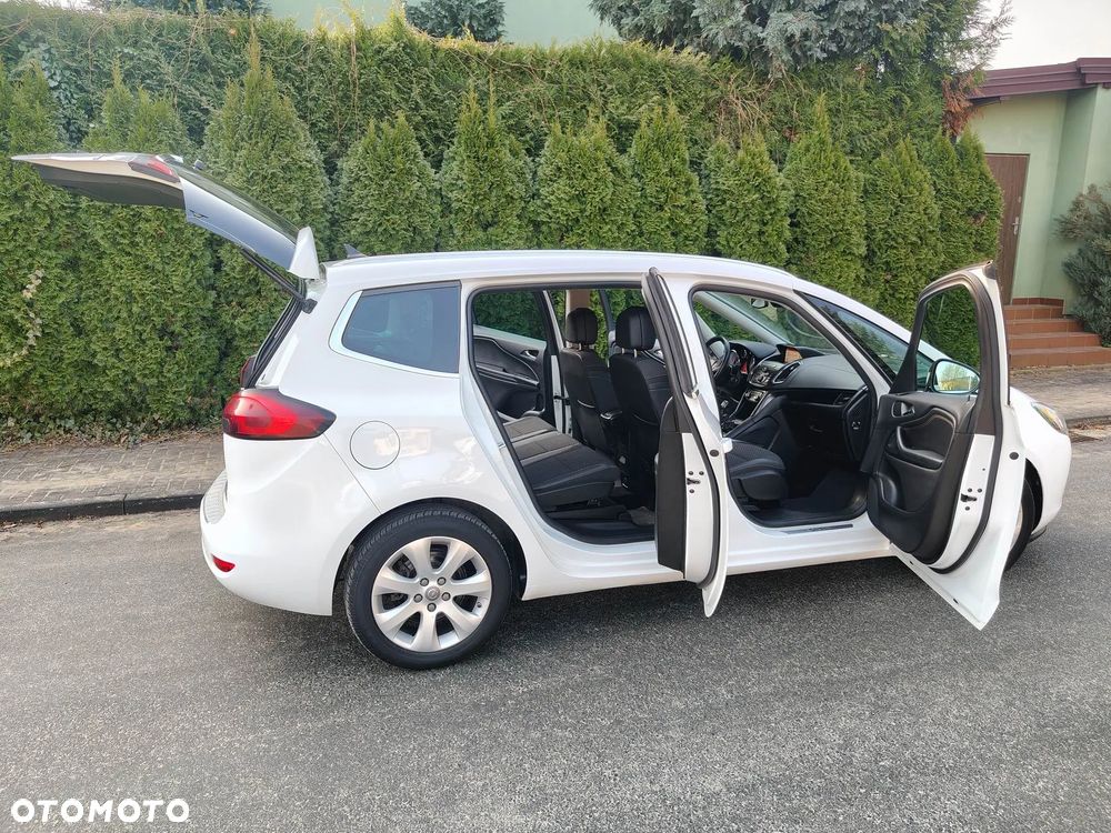 Opel Zafira - 13