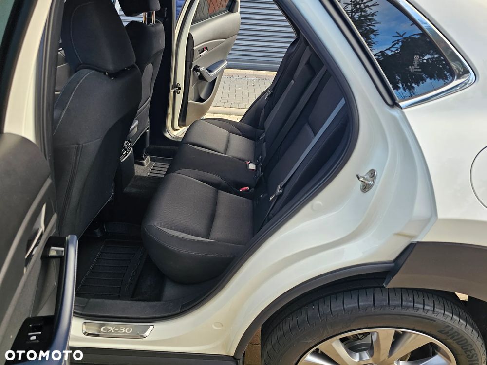 Mazda CX-30 2.0 mHEV Hikari AWD - 11