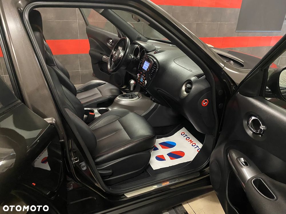 Nissan Juke 1.6 T Tekna 4x4 - 21