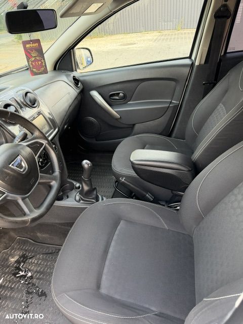 Dacia Logan 1.5 90CP Laureate - 12