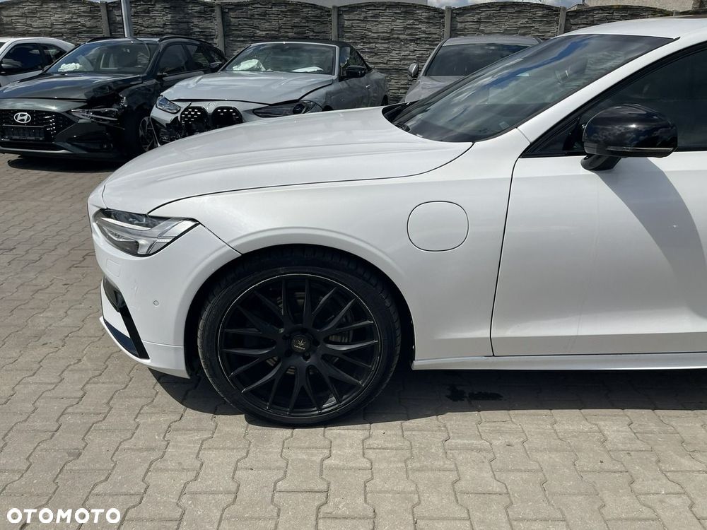 Volvo S90 T8 AWD Plug-In Hybrid R-Design - 6