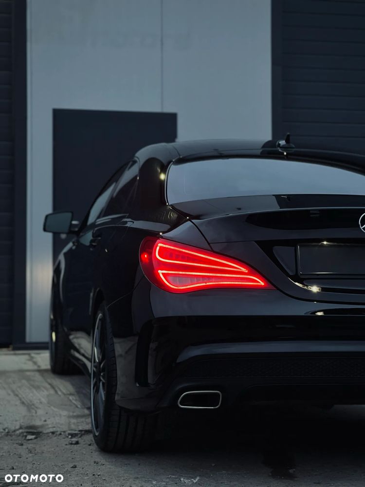 Mercedes-Benz CLA 250 4-Matic - 5
