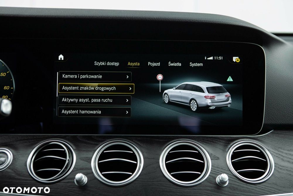 Mercedes-Benz Klasa E - 32