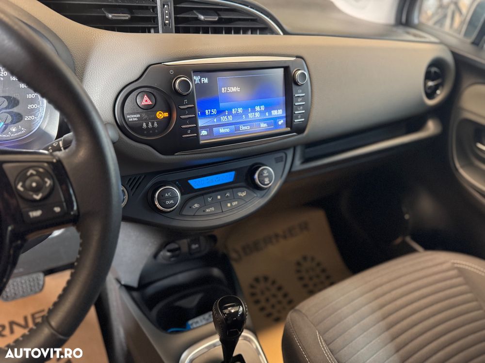 Toyota Yaris 1.5 VVT-i HSD Y20 Collection - 21