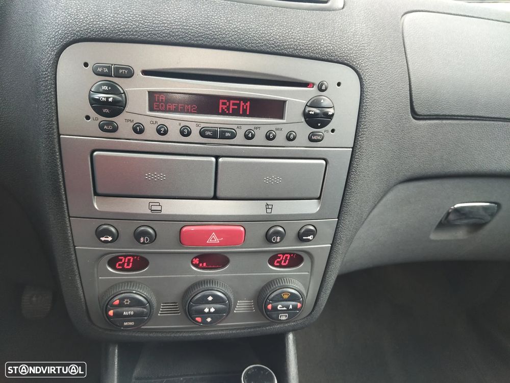 Alfa Romeo 147 1.6 TS Distinctive - 8