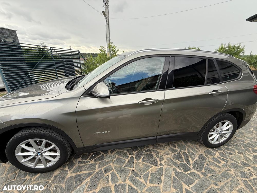 BMW X1 xDrive20d Aut. Sport Line - 4