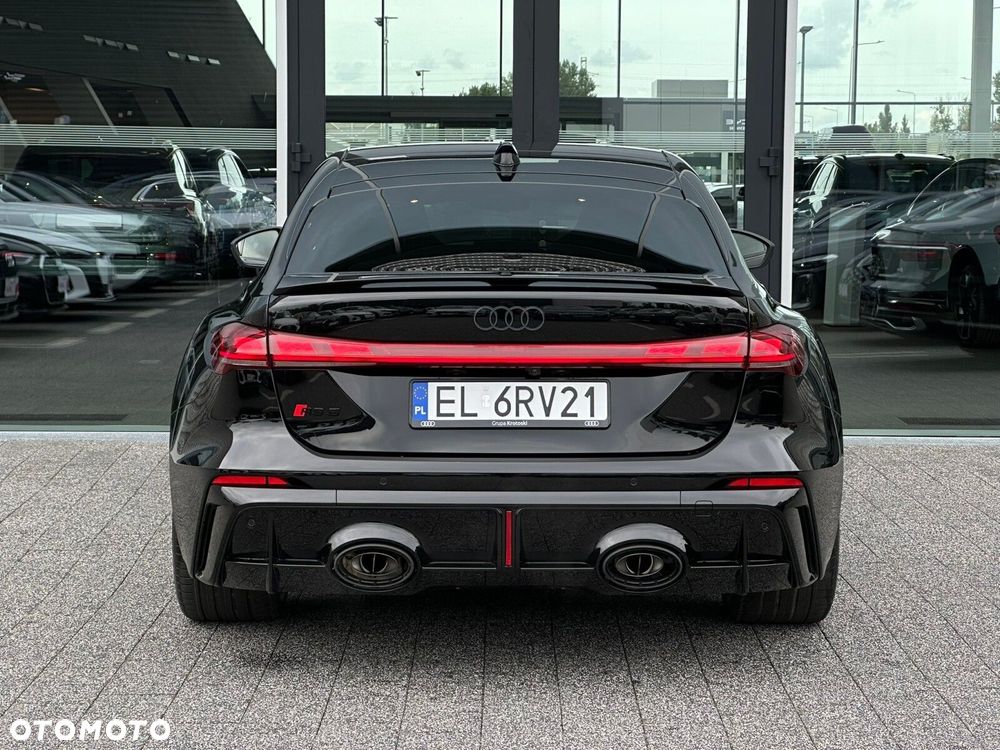 Audi RS5 Limousine - 8