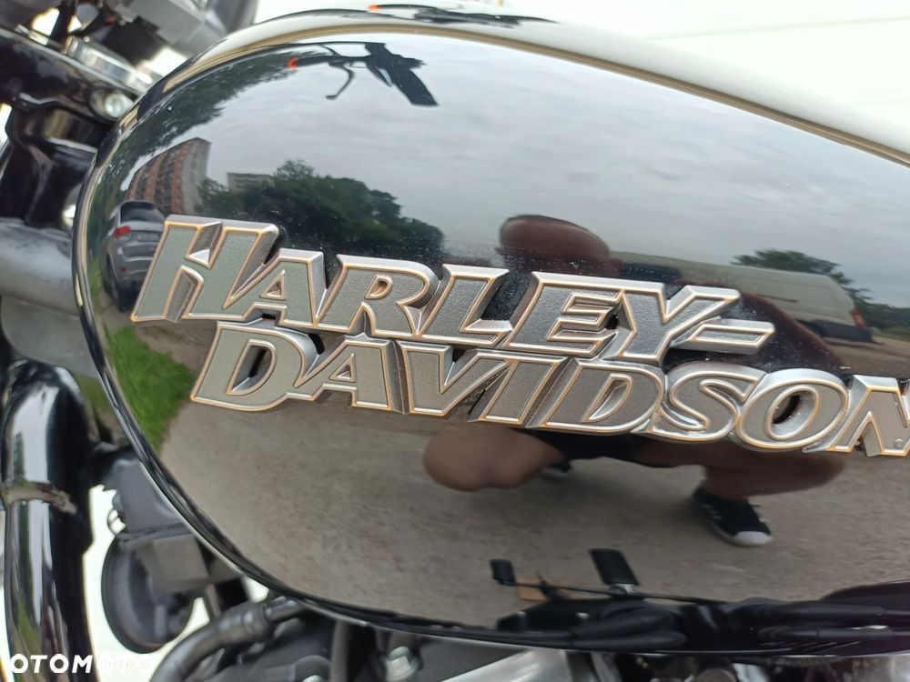 Harley-Davidson Softail Street Bob - 36