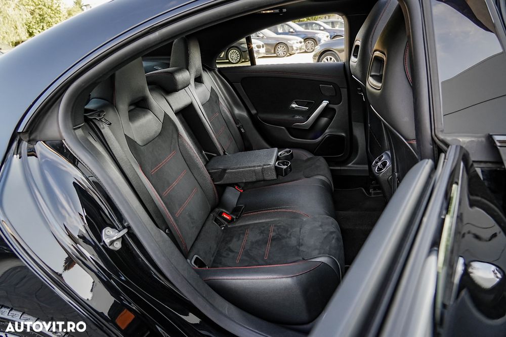 Mercedes-Benz CLA 200 7G-DCT AMG Line - 15