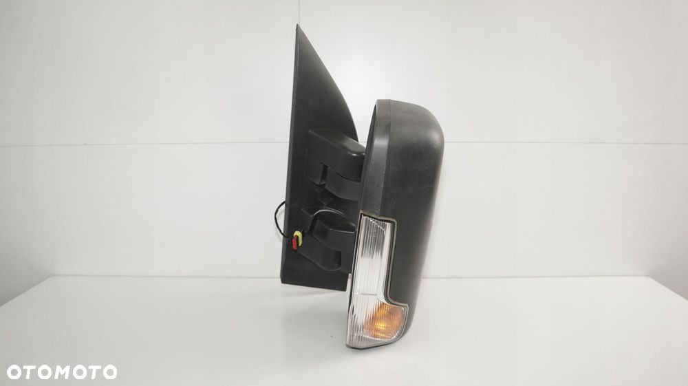 LUSTERKO PRAWE IVECO DAILY IV 14R- 2PIN - 15