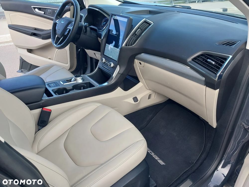 Ford Edge - 10