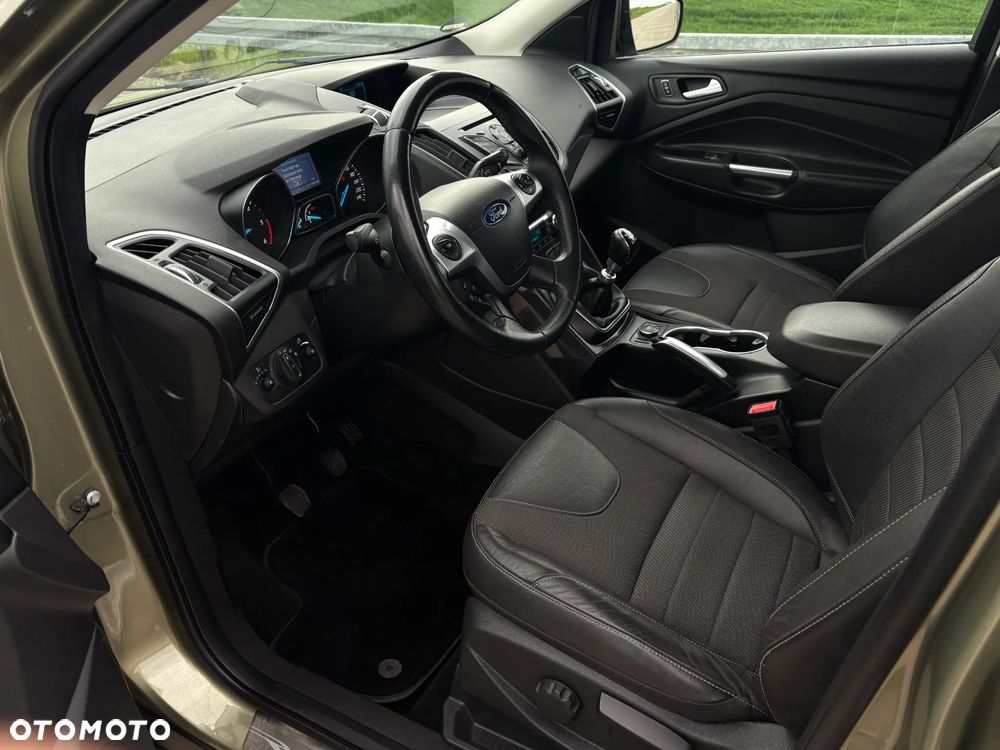 Ford Kuga 2.0 TDCi 4x4 SYNC - 9