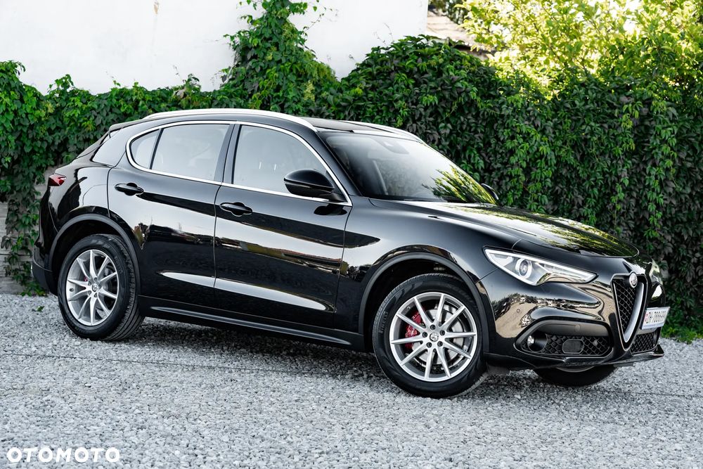 Alfa Romeo Stelvio 2.2 16V AT8-Q4 Executive - 4