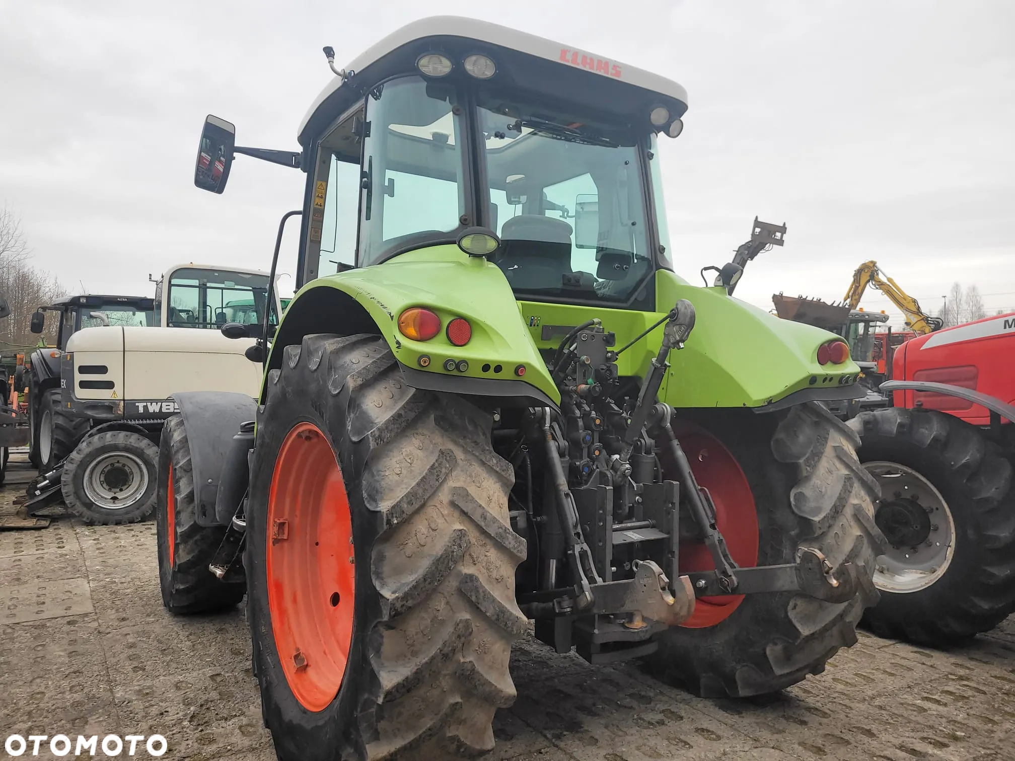 Claas Arion 520 - 9
