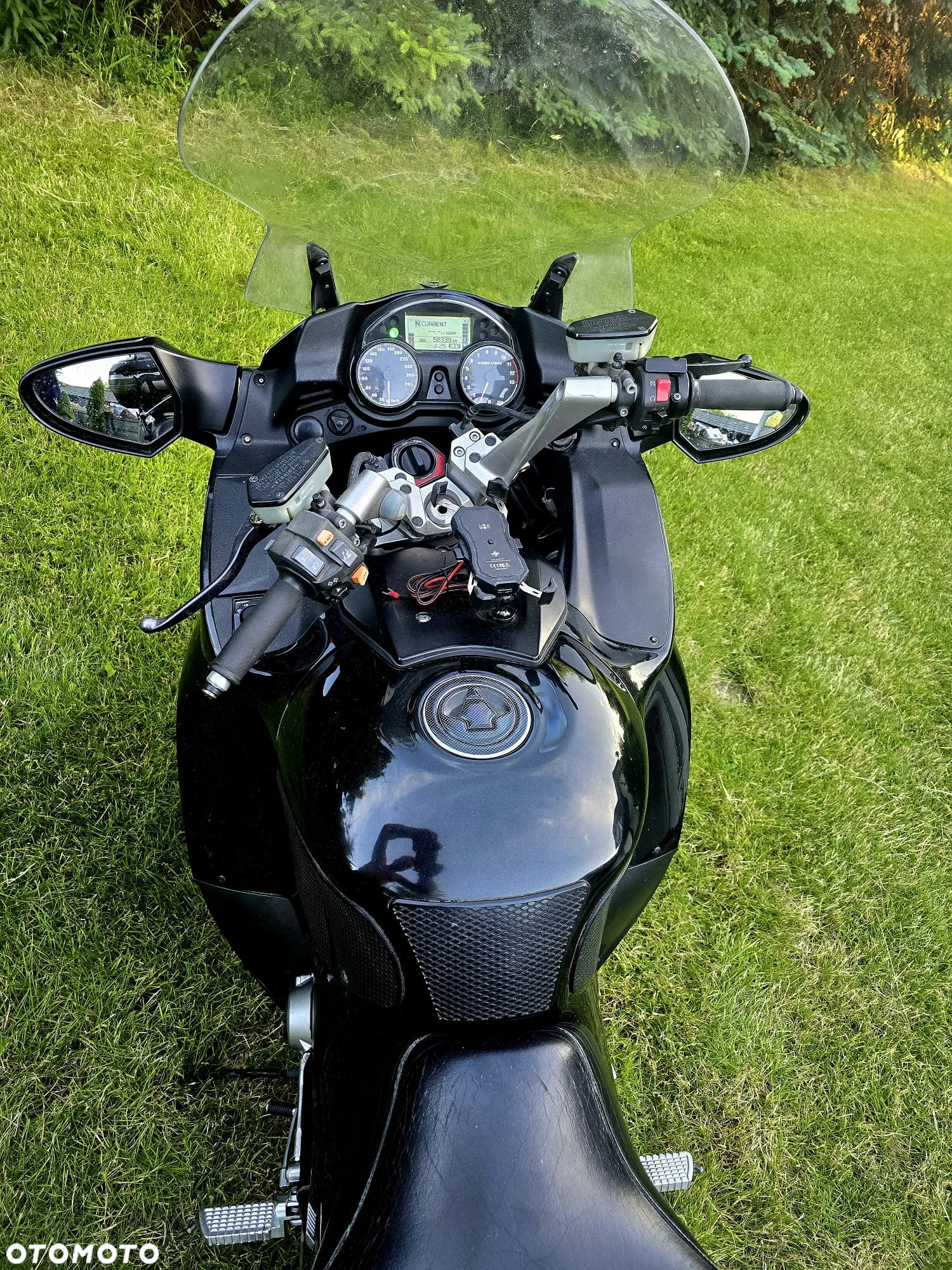 Kawasaki GTR - 10