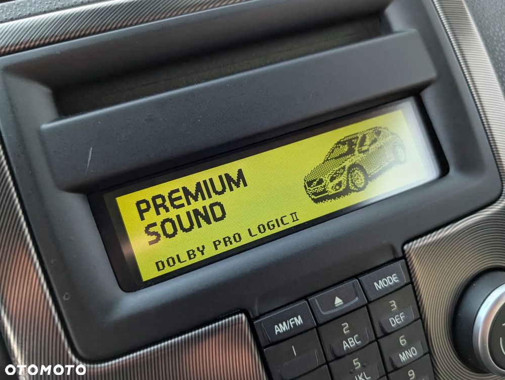 Volvo C30 D4 R-Design - 25