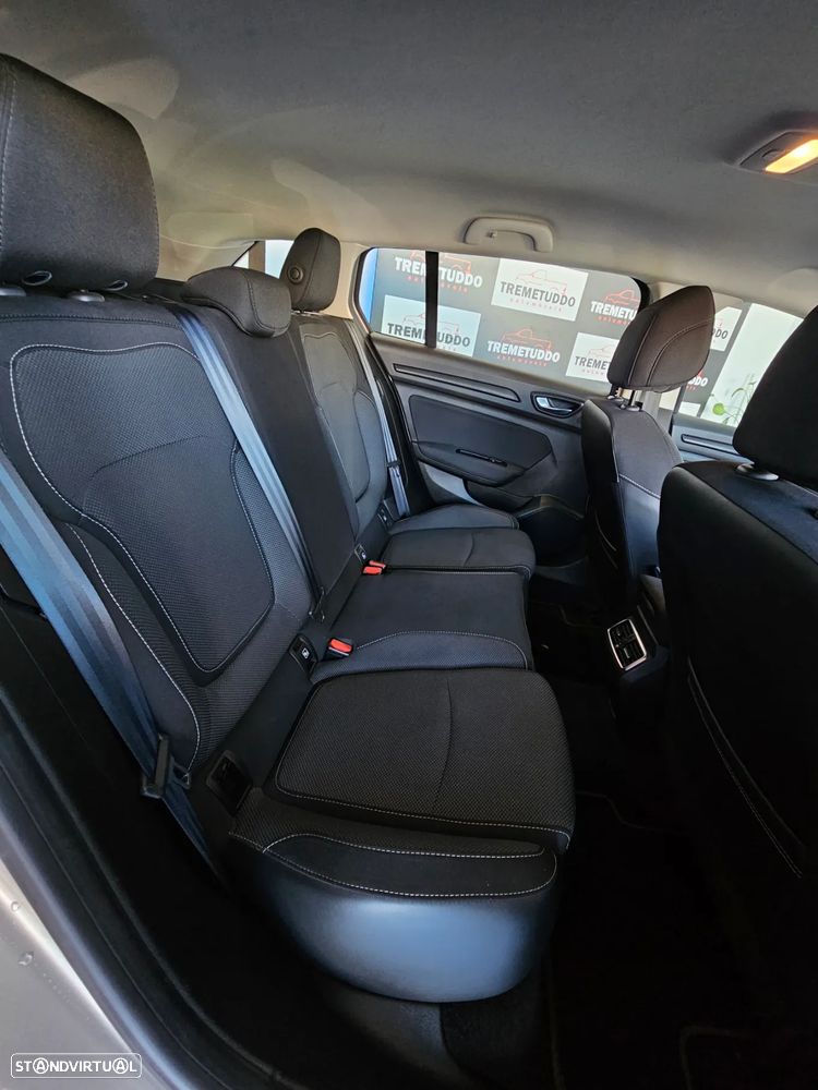 Renault Mégane BLUE dCi 115 BUSINESS EDITION - 11