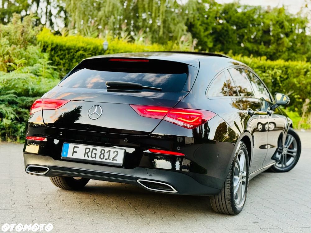 Mercedes-Benz CLA 220 d AMG Line 8G-DCT - 36