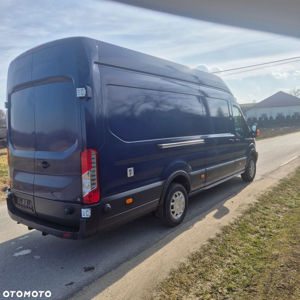 Ford Transit - 13