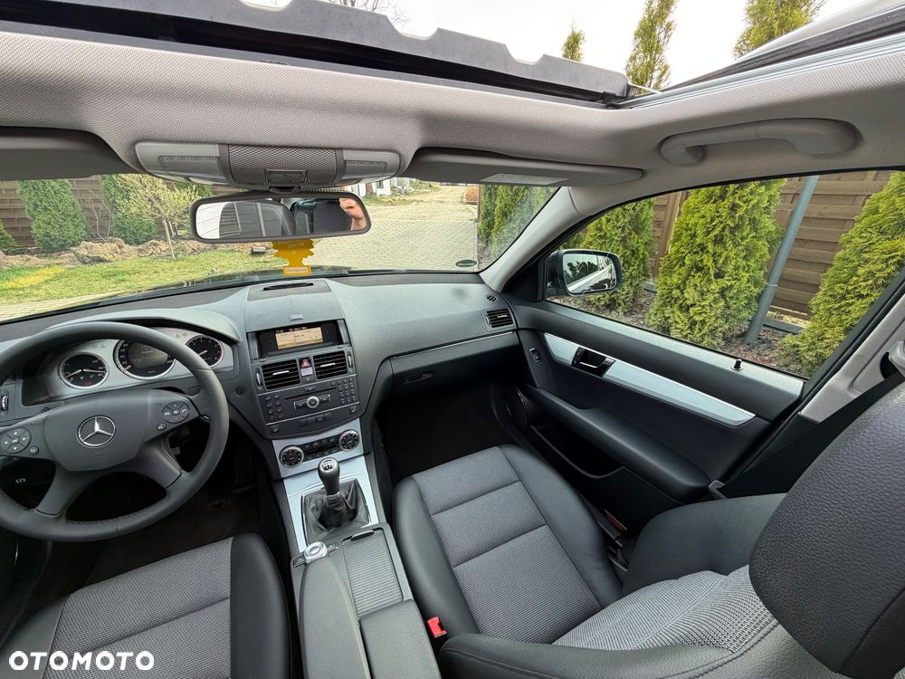 Mercedes-Benz Klasa C 180 Kompressor - 17