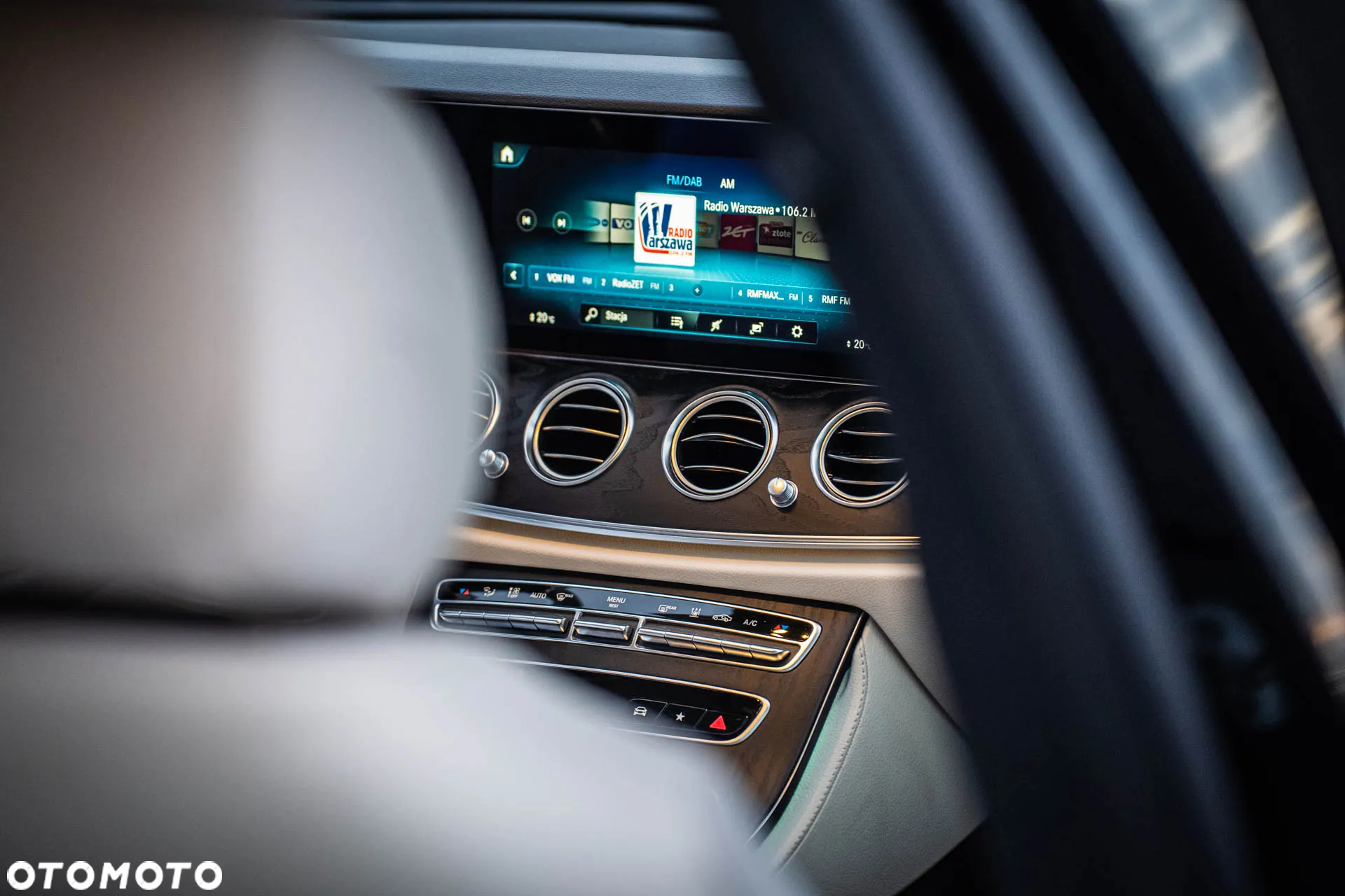 Mercedes-Benz Klasa E 400 d 4Matic 9G-TRONIC Avantgarde - 18