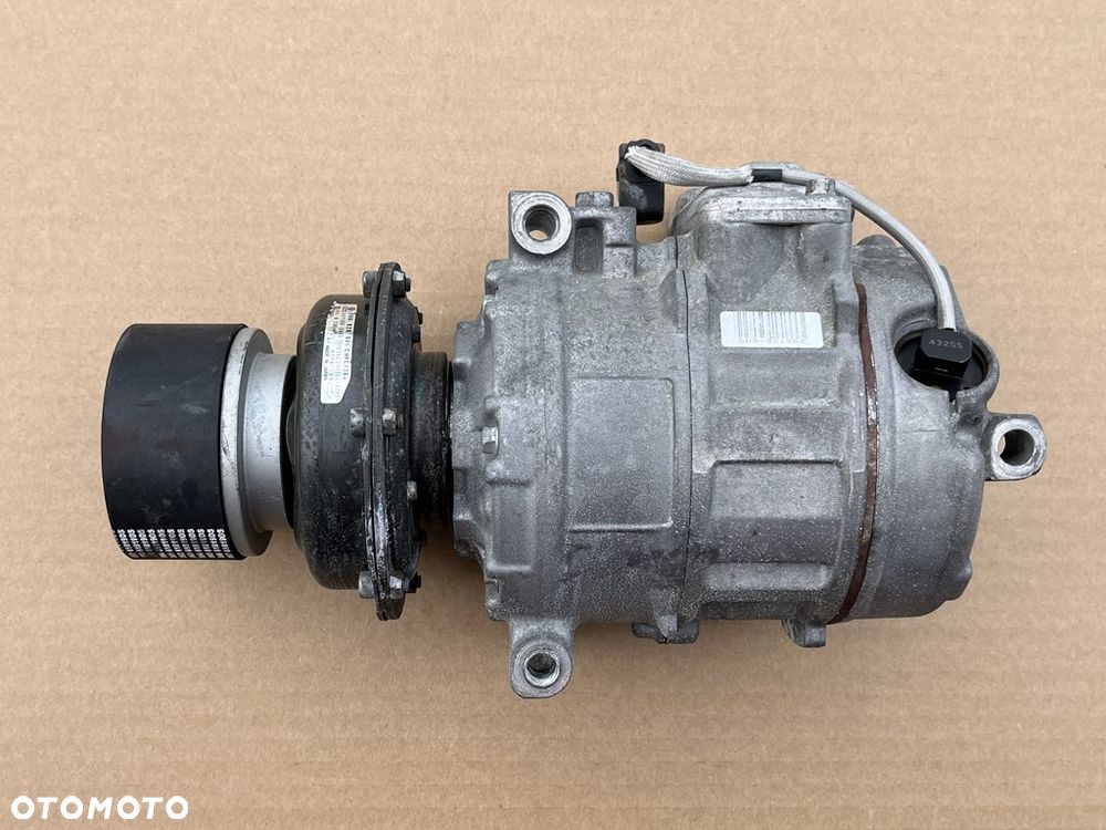 SPRĘŻARKA KLIMATYZACJI KOMPRESOR 7H0820805C VW T5 CARAVELLE DOKA MULTIVAN TRANSPORTER 2.5 TDI TOUAREG PHAETON 5.0 TDI - 1