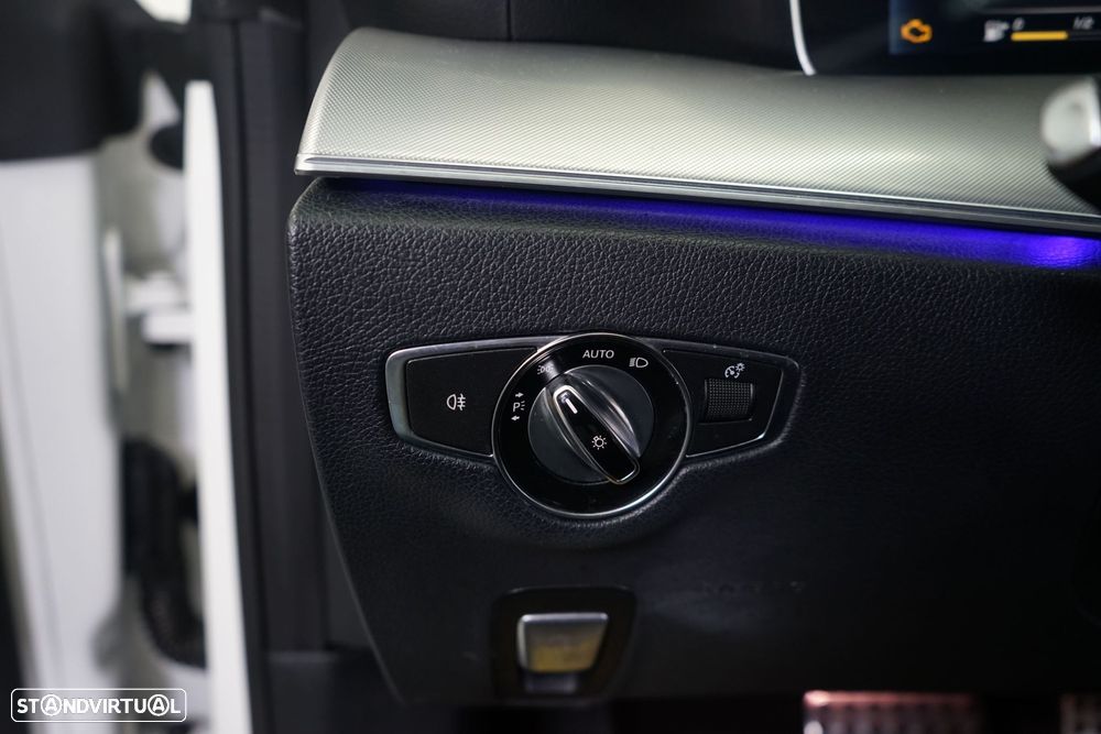 Mercedes-Benz E 220 d AMG Line - 31