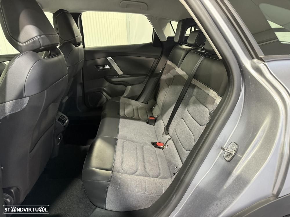 Citroën C4 PureTech 130 Stop&Start EAT8 PLUS - 22