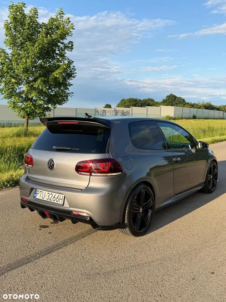 Volkswagen Golf 2010 photo 5