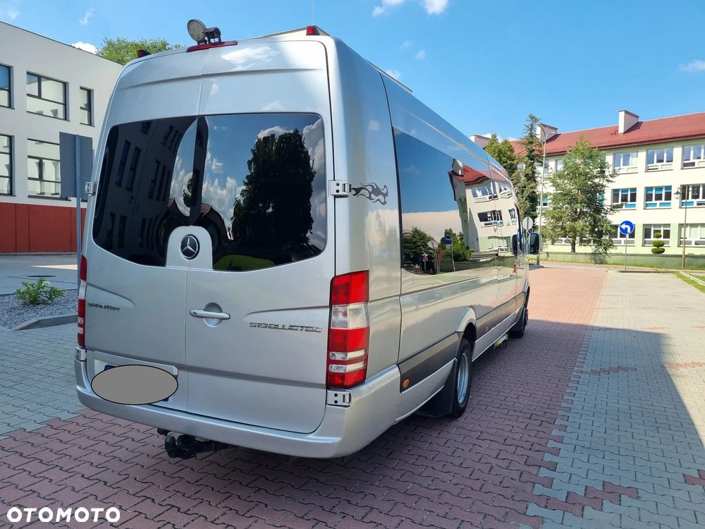 Mercedes-Benz Sprinter - 5