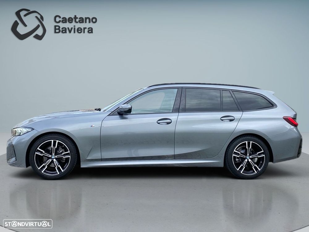 BMW 320 d Touring Pack Desportivo M Auto - 25
