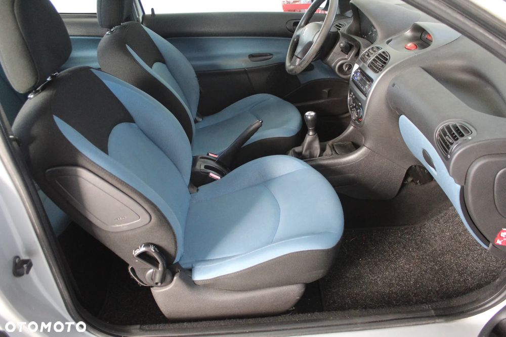 Peugeot 206 60 Pop Art - 12