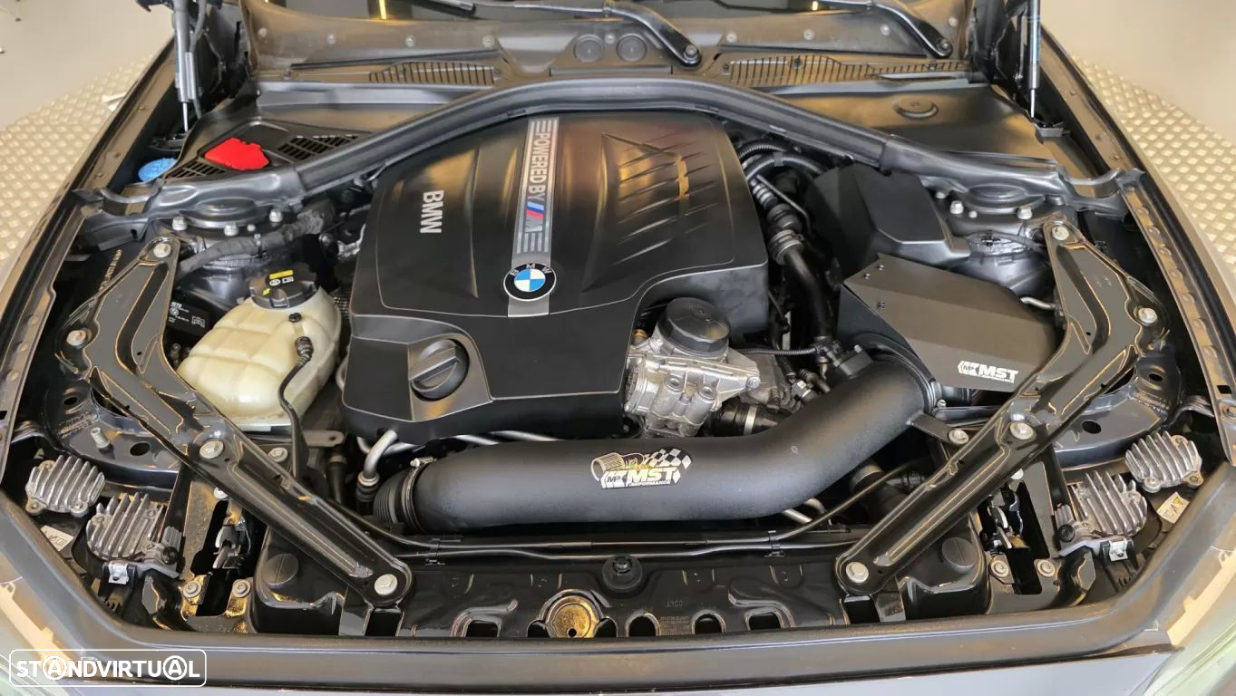 BMW M2 Auto - 32