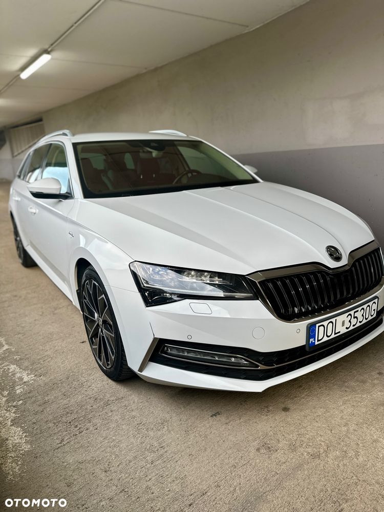 Skoda Superb 2.0 TDI SCR 4x4 L&K DSG - 10