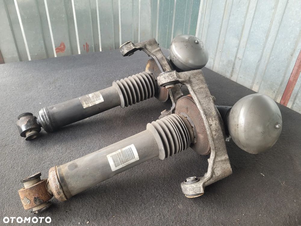 Amortyzator przedni lewy prawy siłownik Citroen C5 III - 1