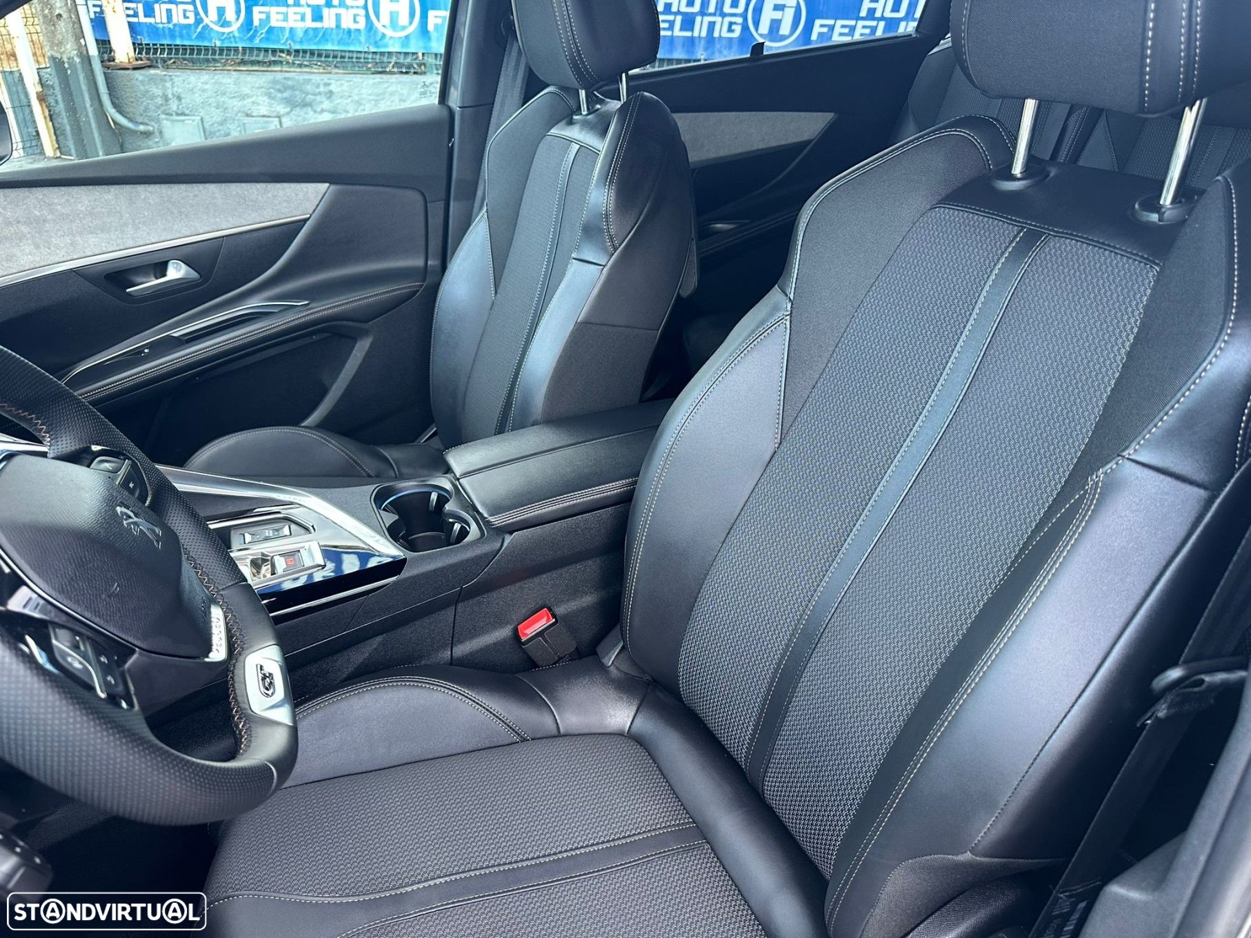 Peugeot 5008 1.5 BlueHDi GT Pack EAT8 - 24