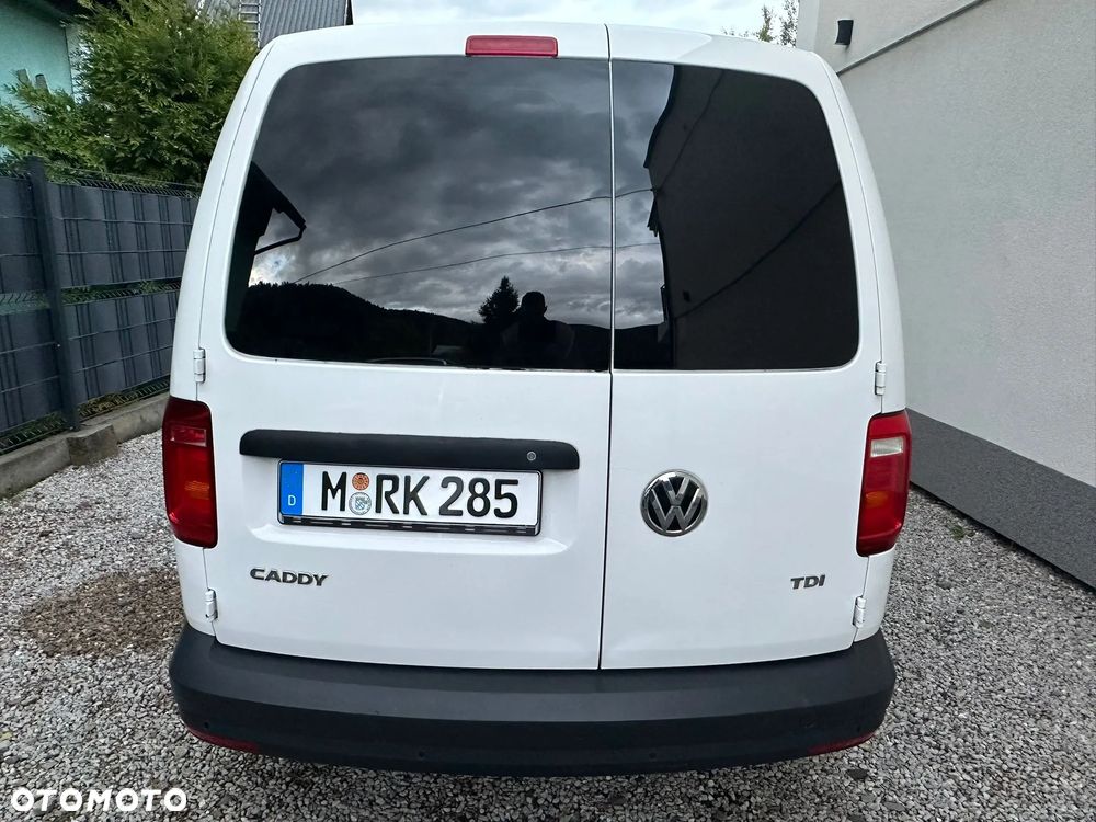 Volkswagen Caddy Maxi - 8