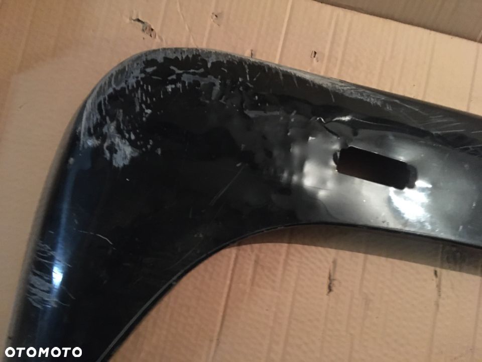 Błotnik przedni lewy ściana boczna LAND ROVER DEFENDER - 2