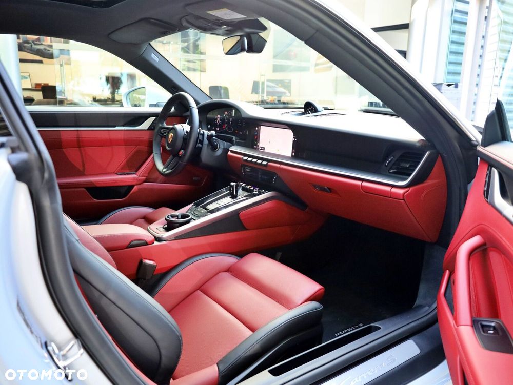 Porsche 911 - 16