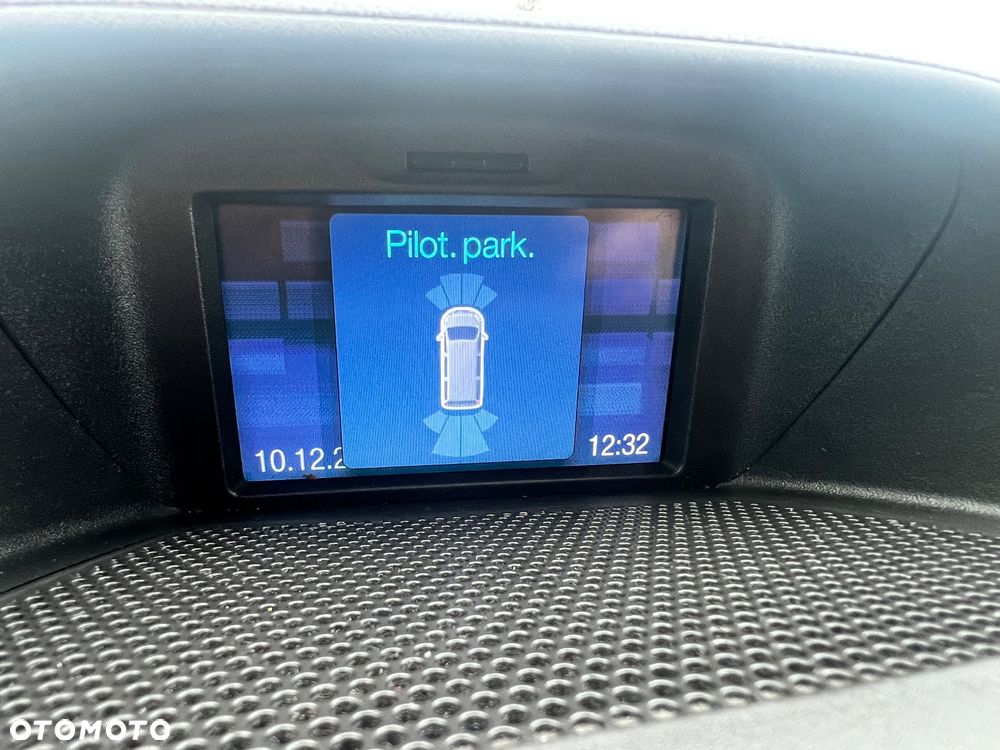 Ford Transit Custom - 13