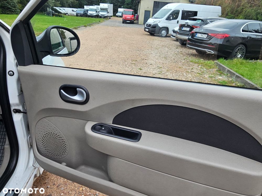 Renault Twingo - 10