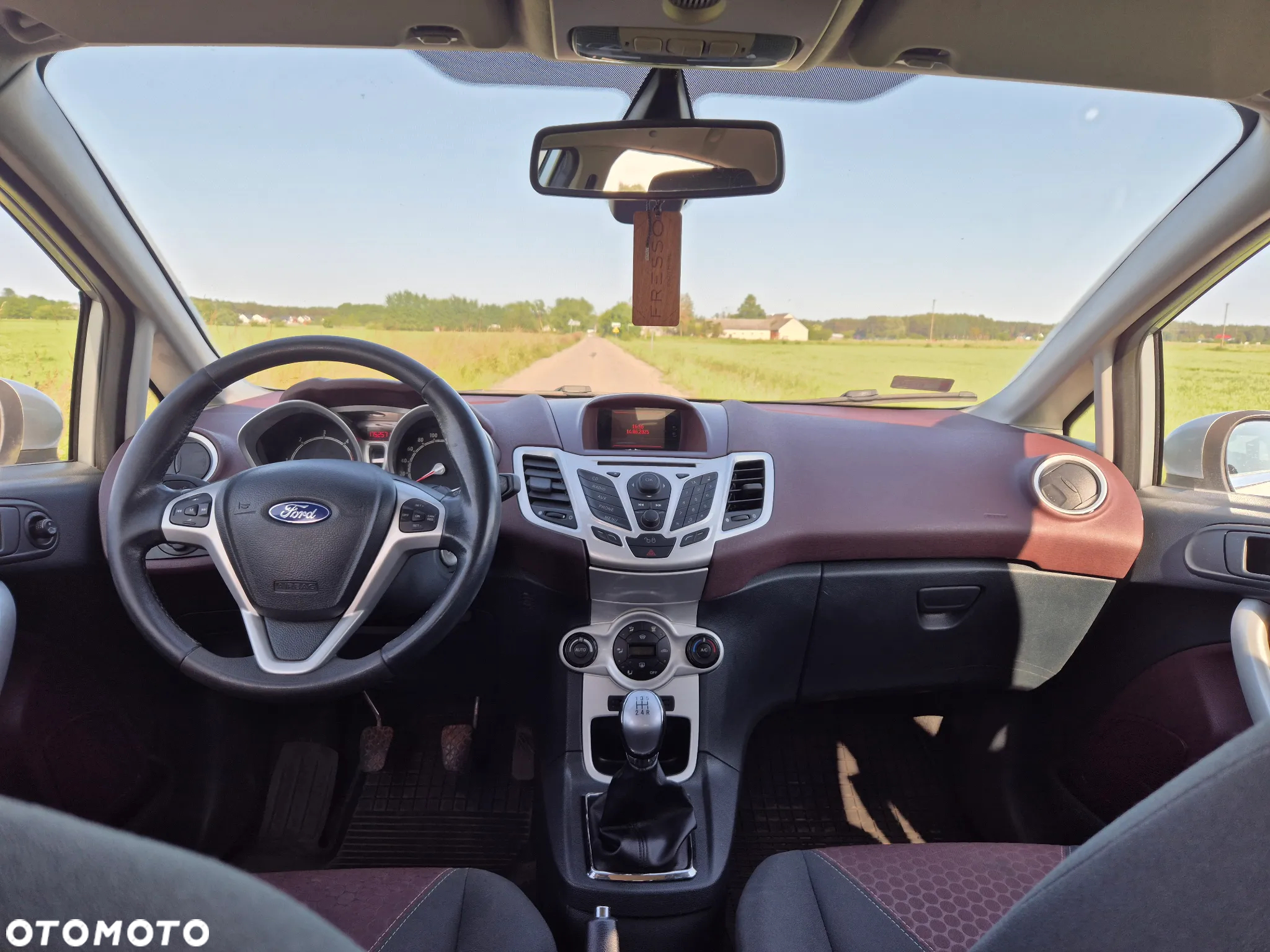 Ford Fiesta - 7