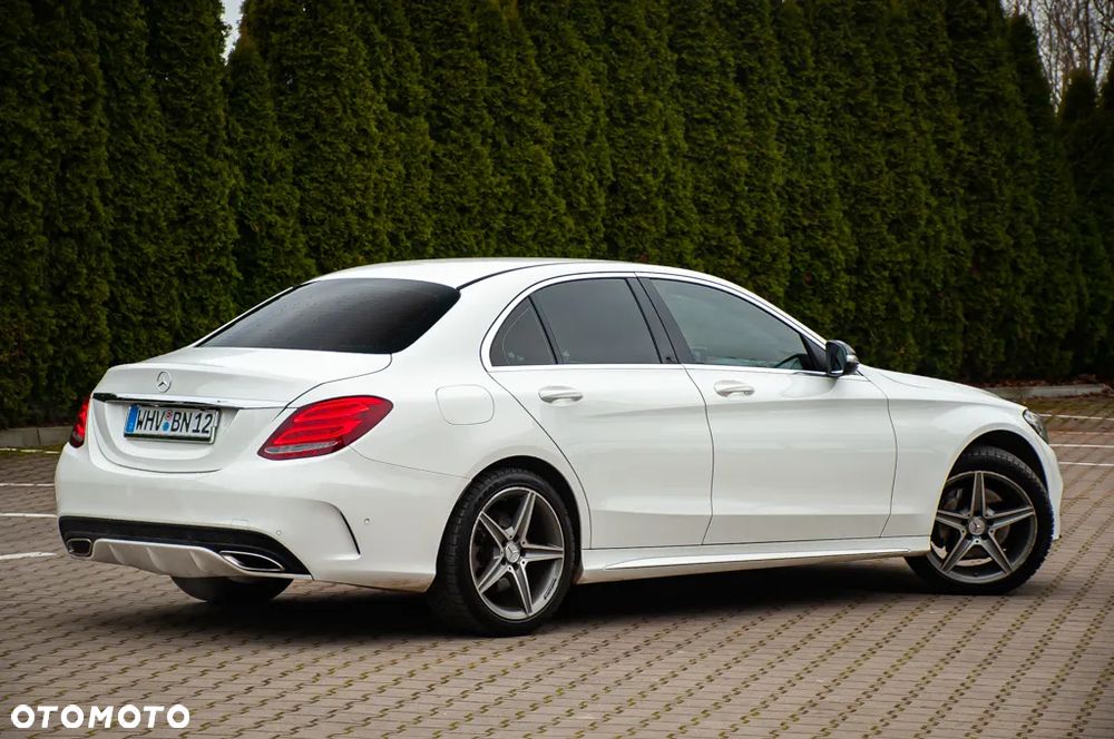 Mercedes-Benz Klasa C 200 7G-TRONIC AMG Line - 25